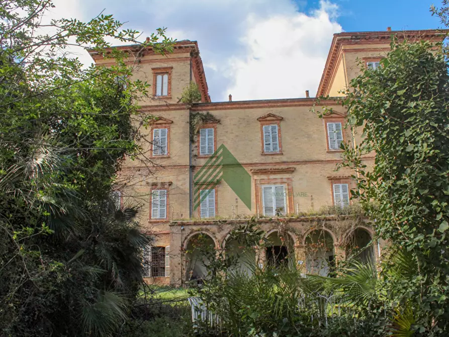 Immagine 10 di Villa in vendita  in VIA GRAMSCI 57 a Giulianova