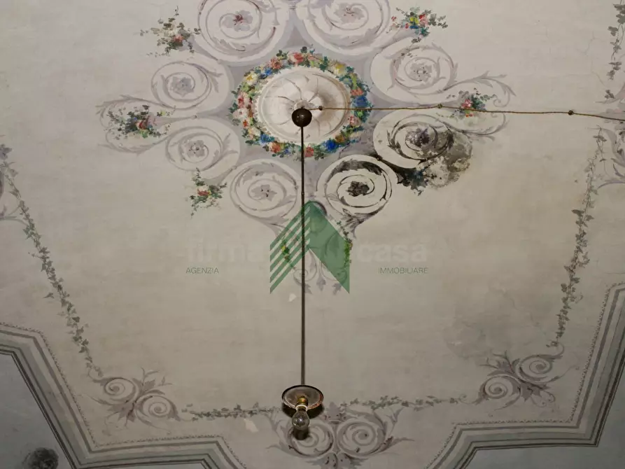 Immagine 25 di Villa in vendita  in VIA GRAMSCI 57 a Giulianova