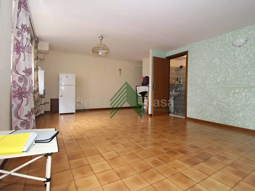 Immagine 22 di Ufficio in vendita  in via Felice Barnabei 34 a Teramo