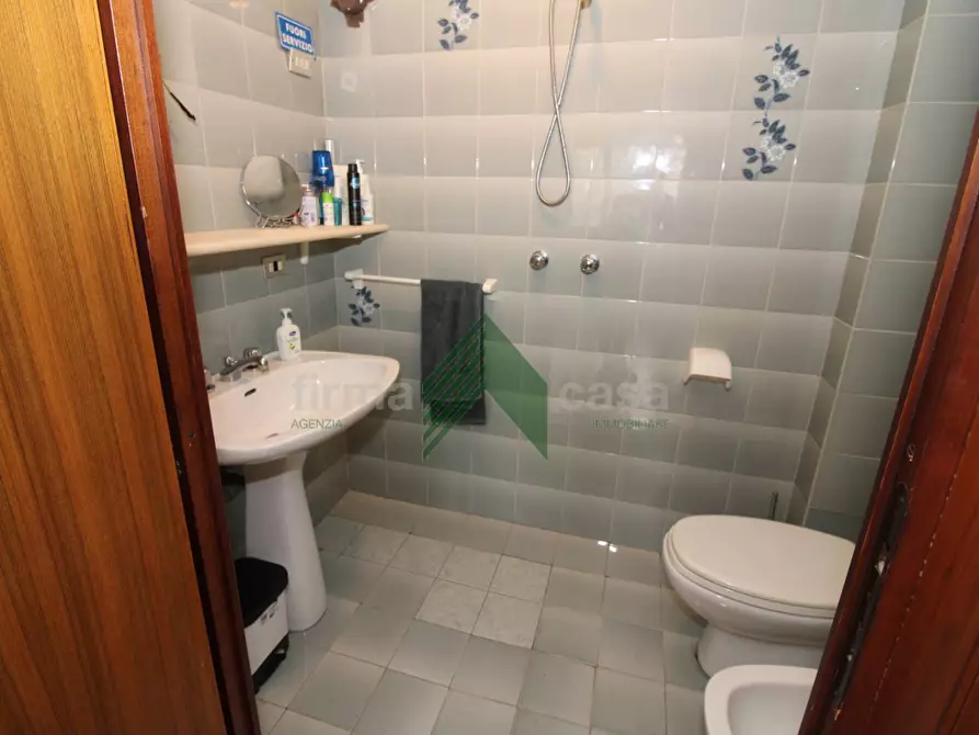 Immagine 31 di Ufficio in vendita  in via Felice Barnabei 34 a Teramo