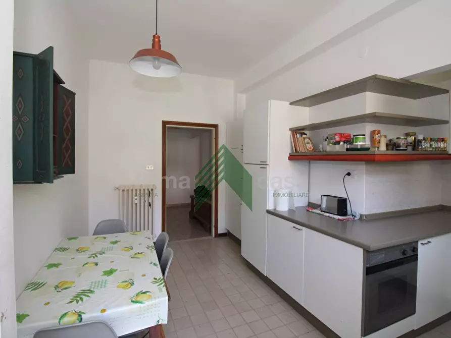 Immagine 19 di Appartamento in vendita  in via San Marino 13 a Teramo