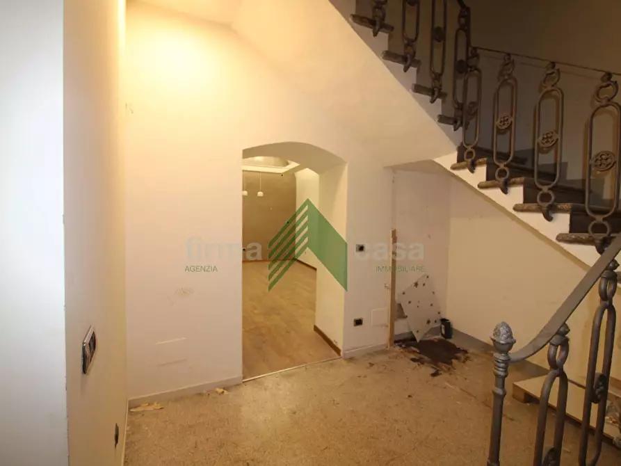 Immagine 5 di Locale commerciale in affitto  in Corso San Giorgio a Teramo