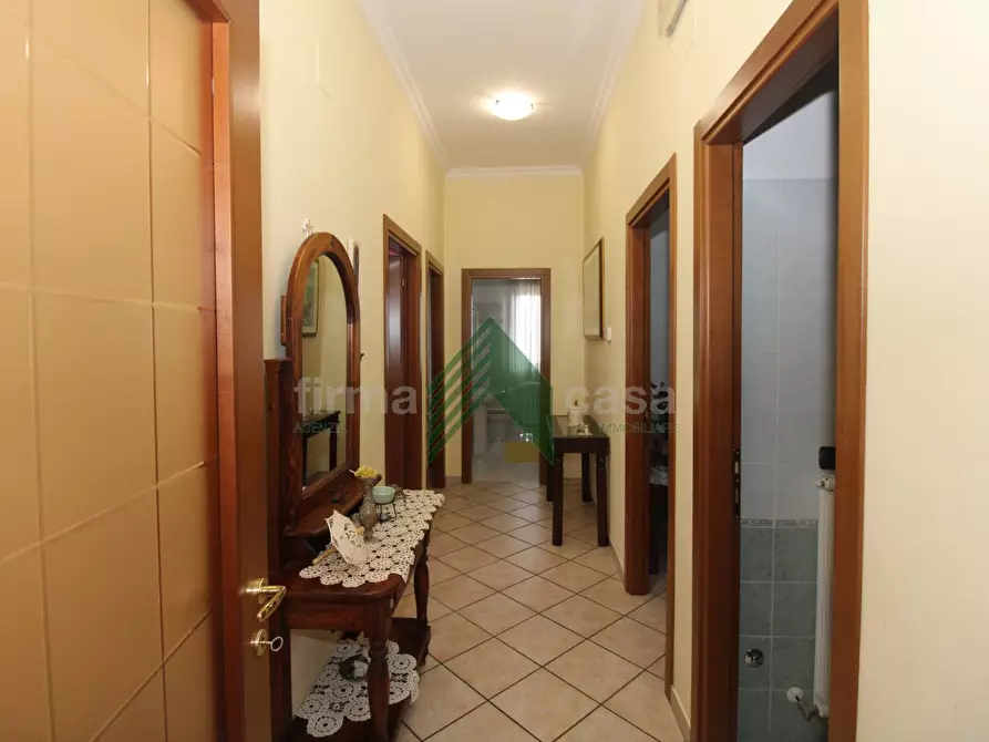 Immagine 12 di Appartamento in vendita  in via Costa del Monte 38 a Mosciano Sant'angelo