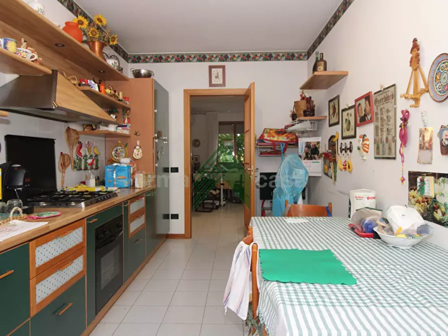 Immagine 8 di Appartamento in vendita  in via Raffaele Aurini 1 a Teramo