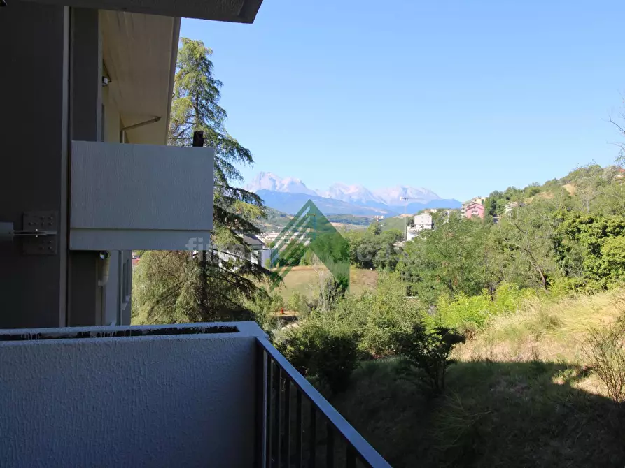 Immagine 6 di Appartamento in vendita  in via Cona 104/N a Teramo