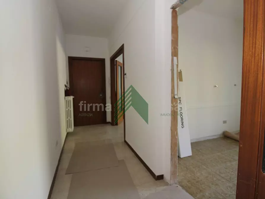 Immagine 14 di Appartamento in vendita  in via Cona 104/N a Teramo