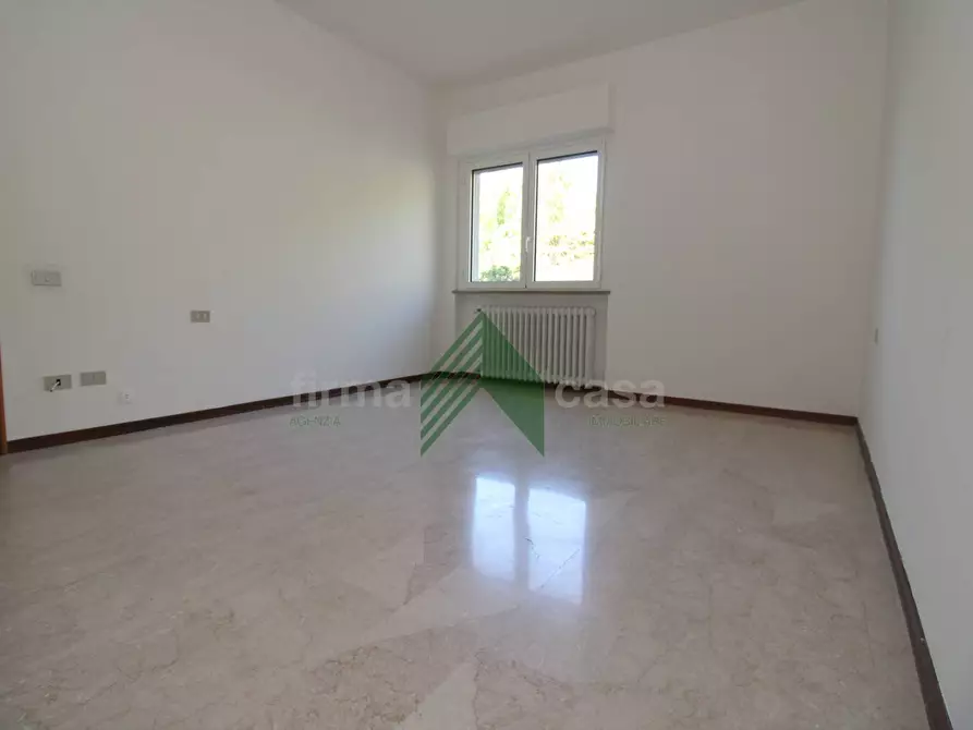 Immagine 16 di Appartamento in vendita  in via Cona 104/N a Teramo