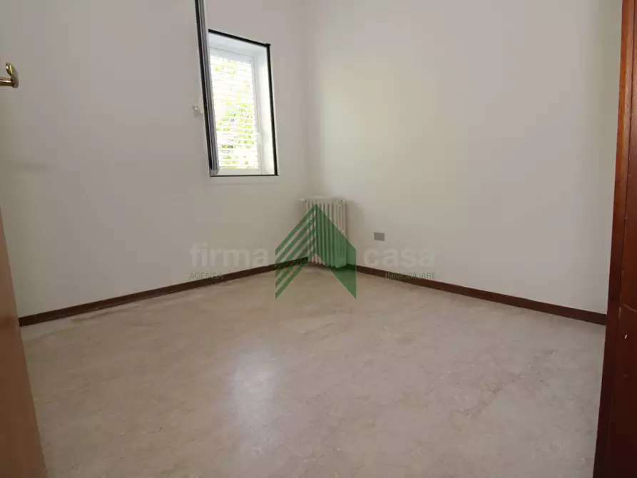 Immagine 22 di Appartamento in vendita  in via Cona 104/N a Teramo