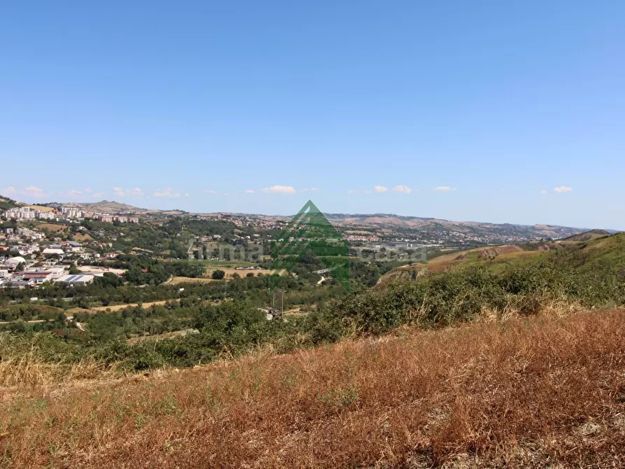 Immagine 9 di Rustico / casale in vendita  in Contrada San Martino a Teramo
