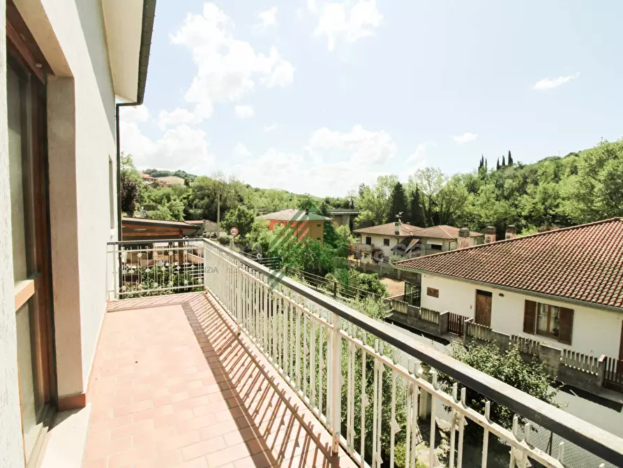 Immagine 12 di Appartamento in vendita  in via Scalepicchio 24 a Teramo