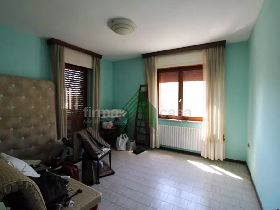 Immagine 17 di Appartamento in vendita  in via Scalepicchio 24 a Teramo