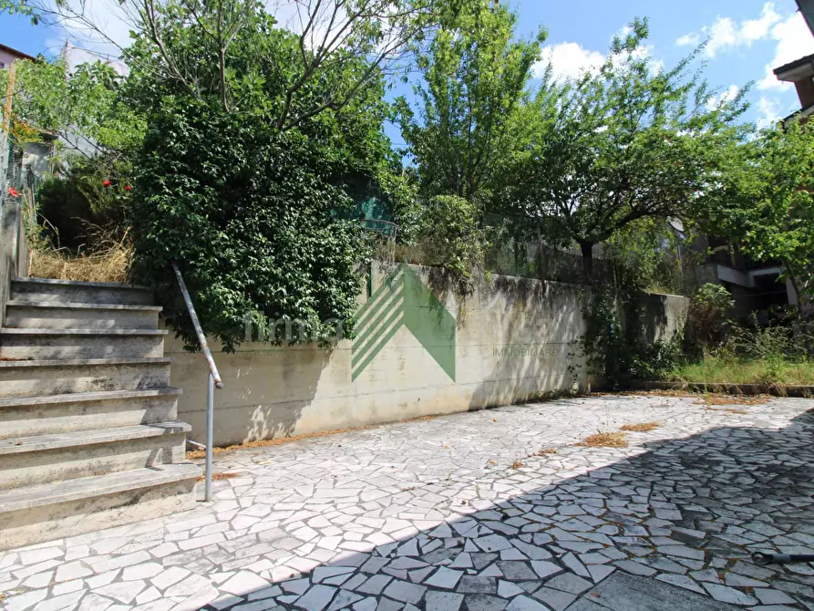 Immagine 38 di Appartamento in vendita  in via Scalepicchio 24 a Teramo