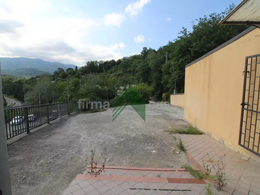 Immagine 7 di Palazzo in vendita  in Coste Sant'Agostino a Teramo