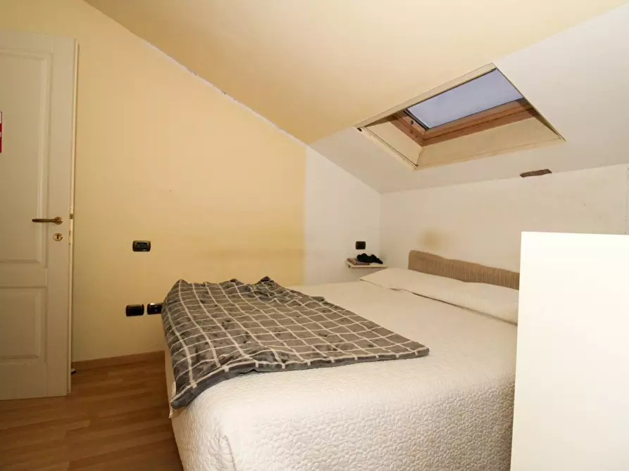 Immagine 11 di Attico in vendita  in via Aurini 1 a Teramo