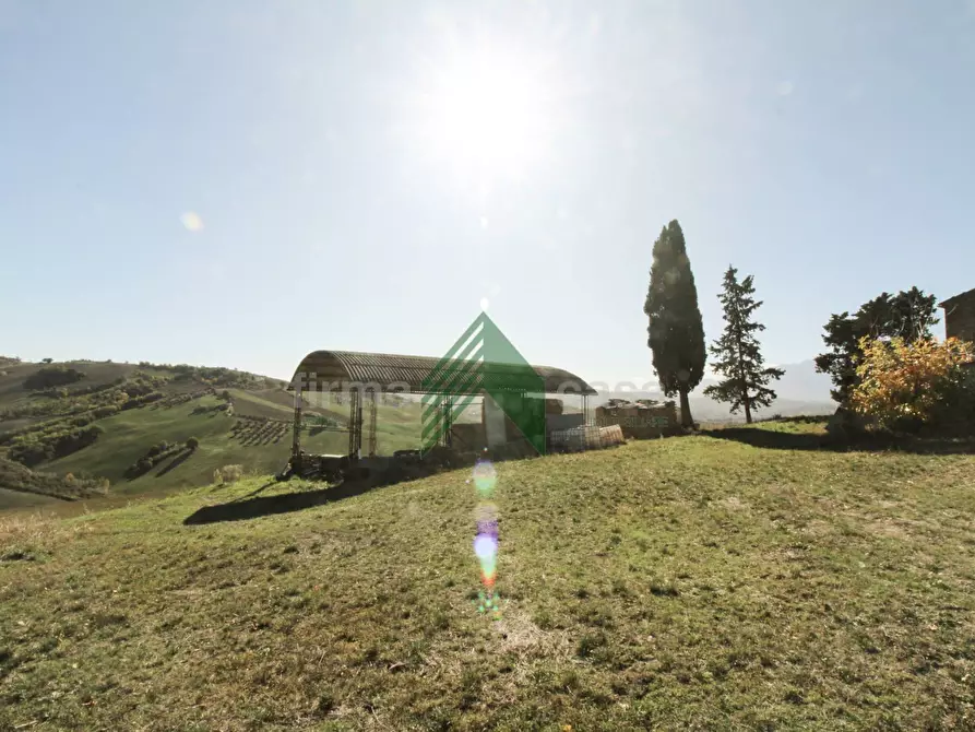 Immagine 14 di Rustico / casale in vendita  in Strada Provinciale 19 a Teramo