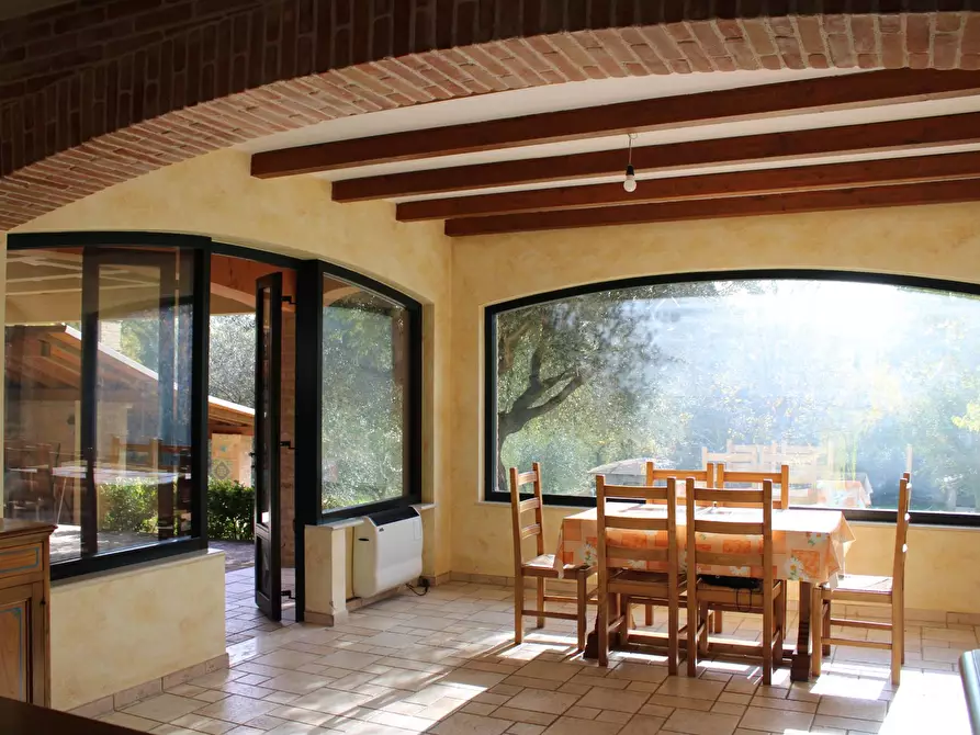 Immagine 15 di Villa in vendita  in via Della Madonna 11 a Campli