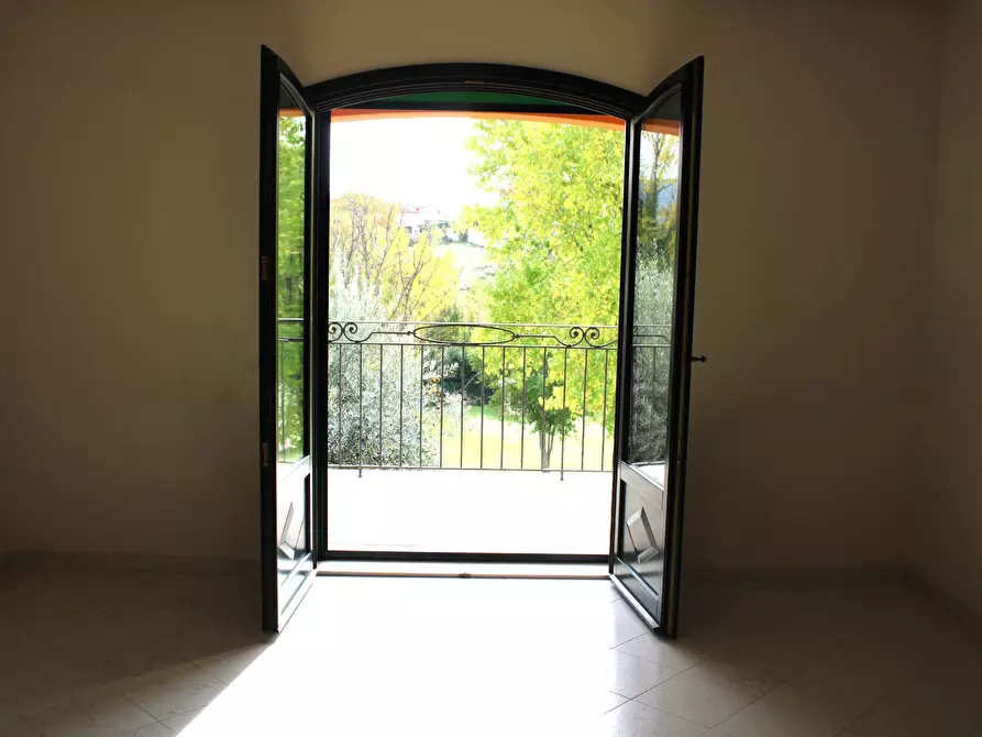 Immagine 22 di Villa in vendita  in via Della Madonna 11 a Campli