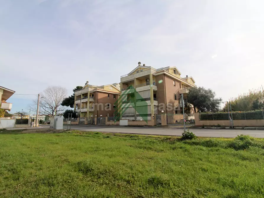 Immagine 1 di Appartamento in vendita  in via Del Sottopassaggio 2b a Roseto Degli Abruzzi