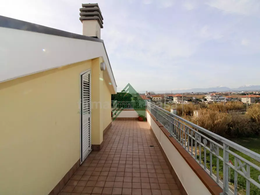 Immagine 29 di Appartamento in vendita  in via Del Sottopassaggio 2b a Roseto Degli Abruzzi