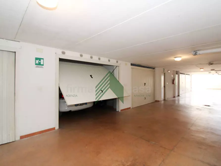 Immagine 31 di Appartamento in vendita  in via Del Sottopassaggio 2b a Roseto Degli Abruzzi