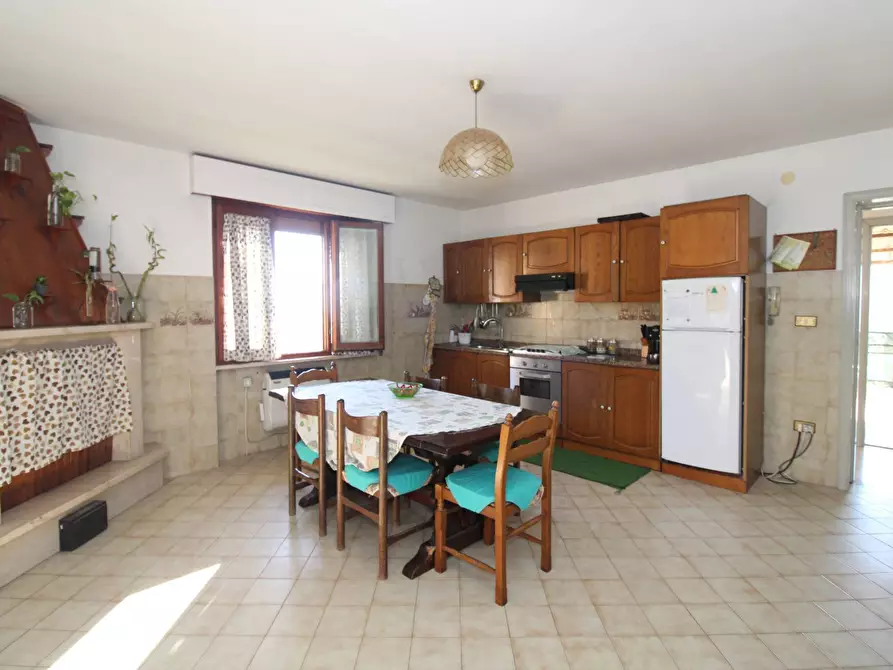 Immagine 17 di Casa indipendente in vendita  in Villa Vomano a Teramo