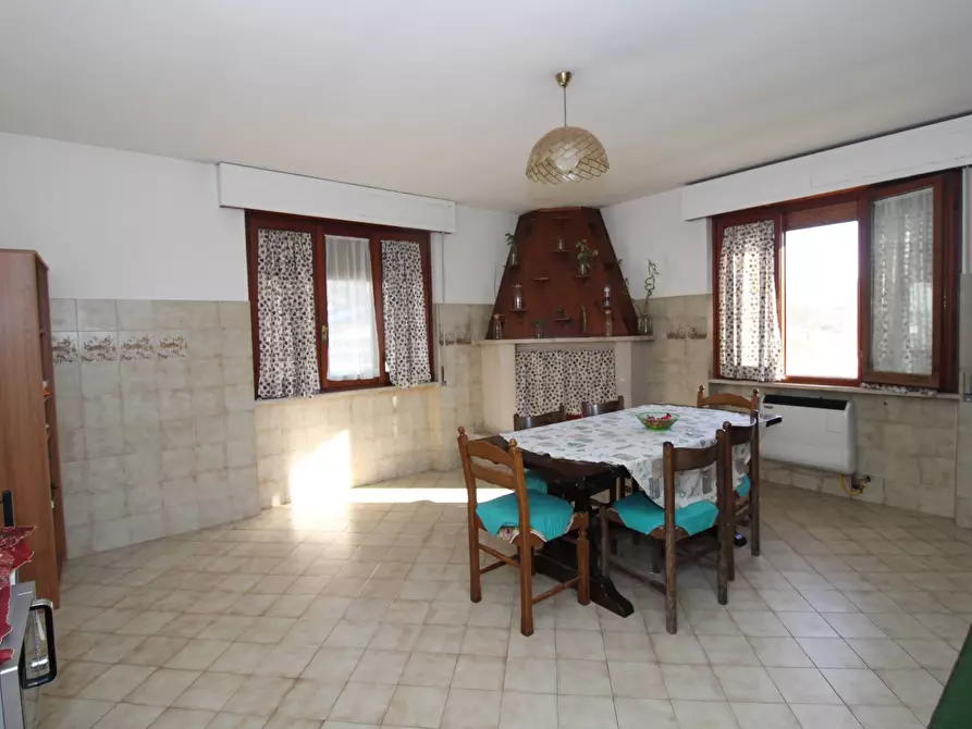 Immagine 18 di Casa indipendente in vendita  in Villa Vomano a Teramo
