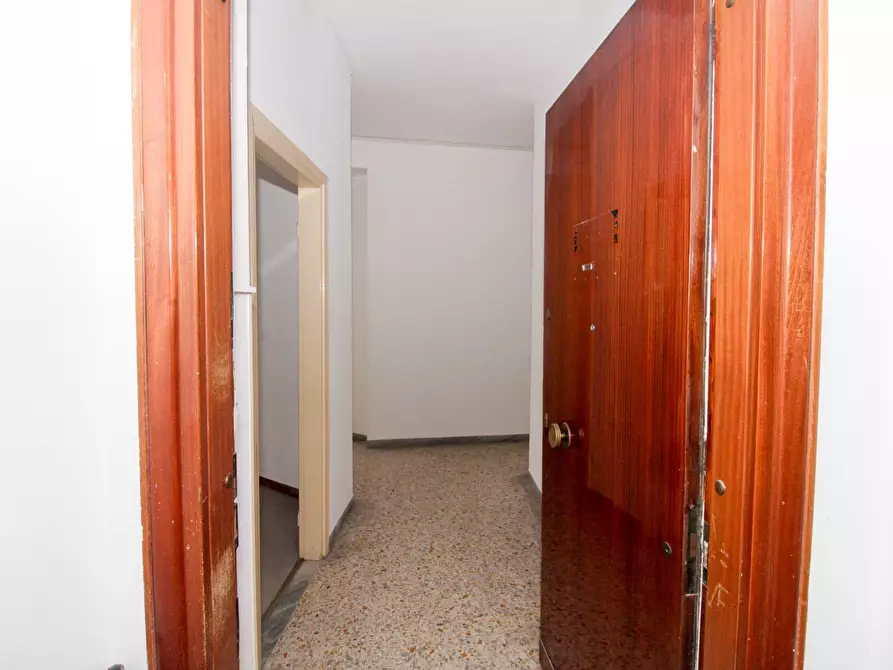 Immagine 3 di Appartamento in vendita  in via Teatro Antico 18 a Teramo