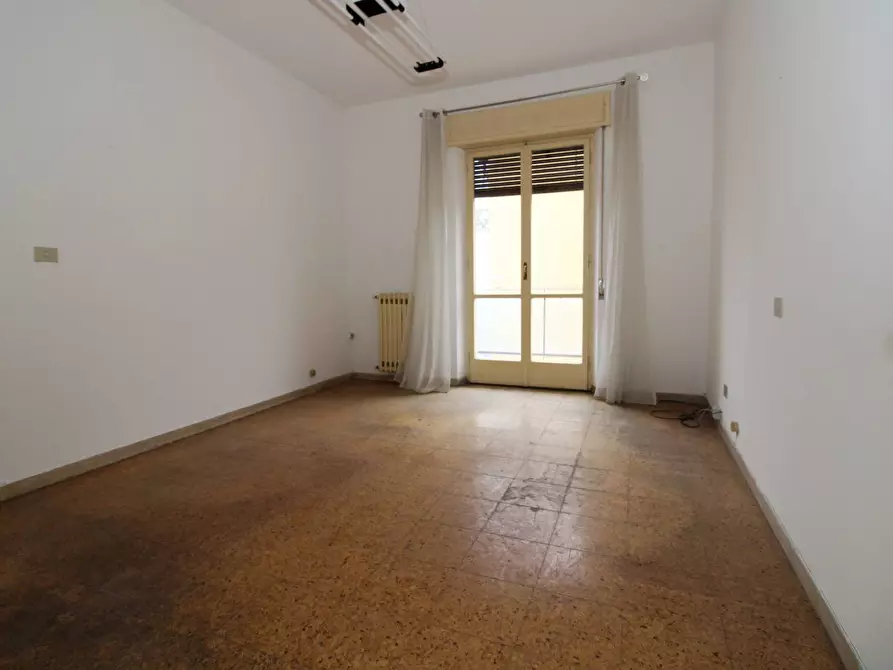 Immagine 14 di Appartamento in vendita  in via Teatro Antico 18 a Teramo