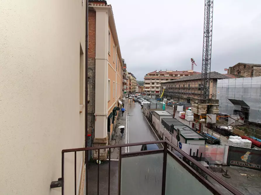Immagine 17 di Appartamento in vendita  in via Teatro Antico 18 a Teramo