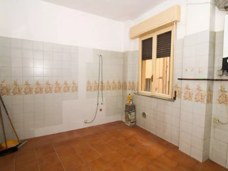Immagine 10 di Appartamento in vendita  in via Teatro Antico 18 a Teramo