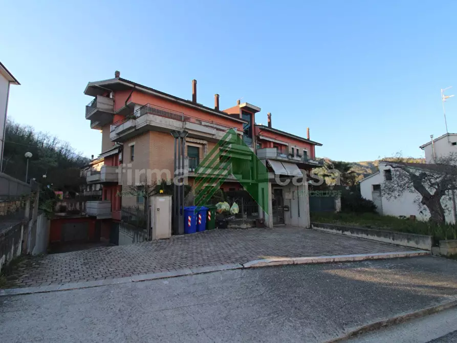Immagine 31 di Appartamento in vendita  in località Piano Della Lenta / a Teramo