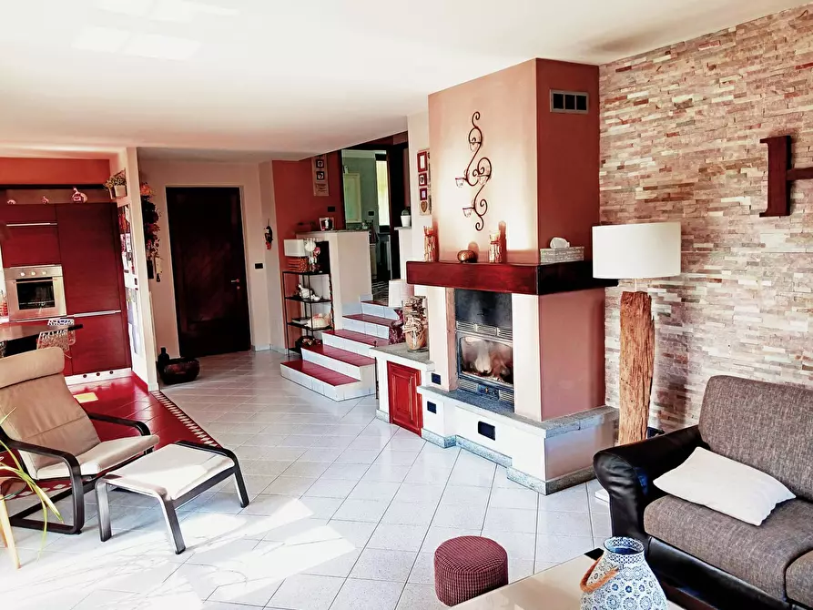 Immagine 20 di Villa in vendita  in Via Pracastel 10 a Torre Pellice