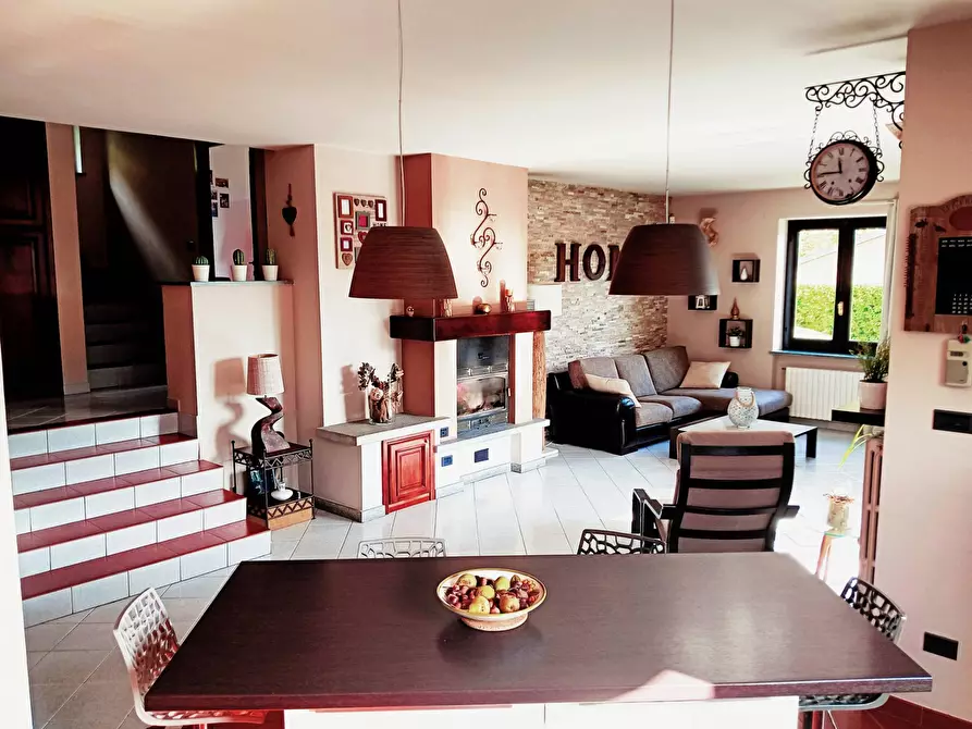 Immagine 21 di Villa in vendita  in Via Pracastel 10 a Torre Pellice