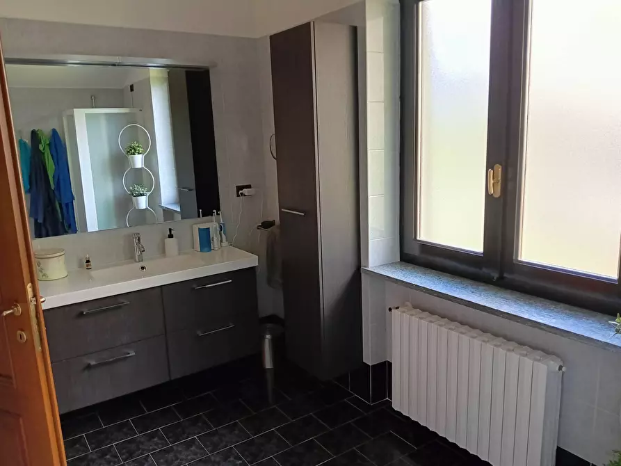 Immagine 30 di Villa in vendita  in Via Pracastel 10 a Torre Pellice