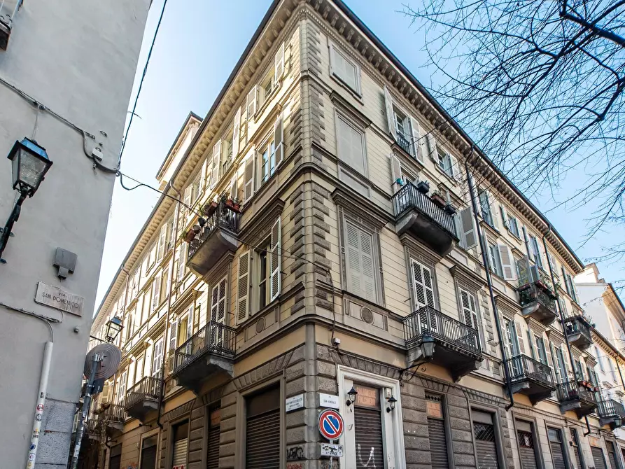 Immagine 1 di Appartamento in vendita  in Via Bellezia 15 a Torino