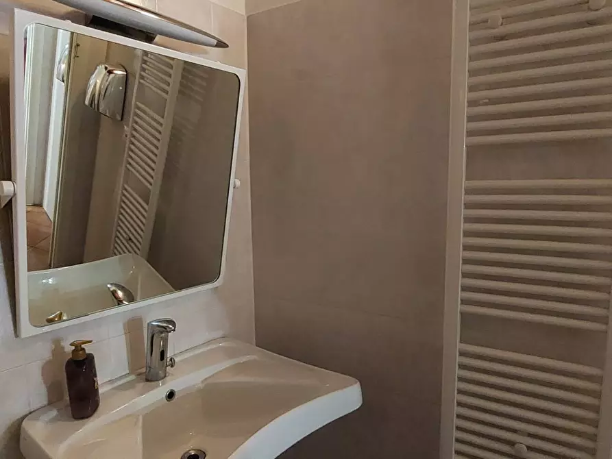 Immagine 9 di Locale commerciale in vendita  in Vicolo Termine 2 a Pinerolo