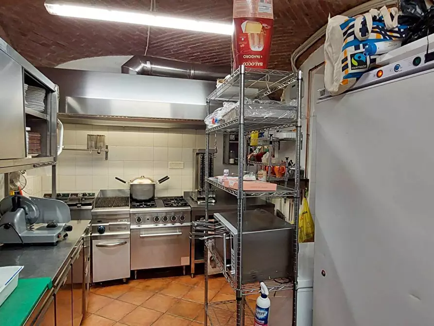 Immagine 5 di Locale commerciale in vendita  in Vicolo Termine 2 a Pinerolo