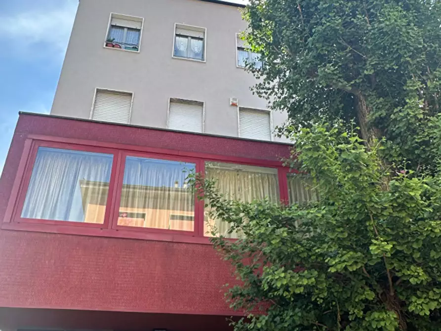Immagine 5 di Appartamento in vendita  in VIA SENTATI 9 a Cologno Monzese