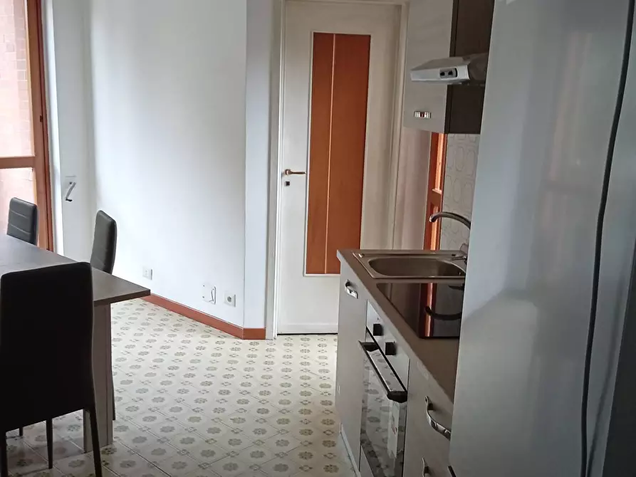 Immagine 13 di Appartamento in affitto  in corso Svizzera 76 a Torino