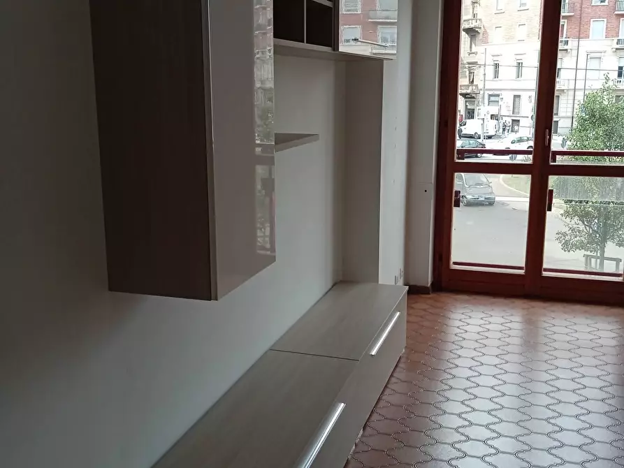 Immagine 11 di Appartamento in affitto  in corso Svizzera 76 a Torino