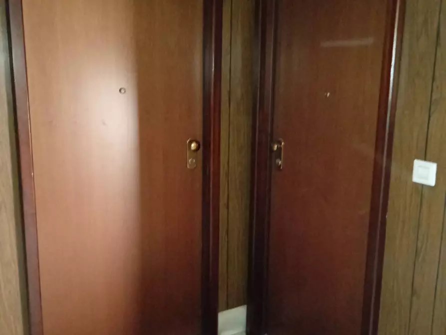 Immagine 40 di Appartamento in affitto  in corso Svizzera 76 a Torino