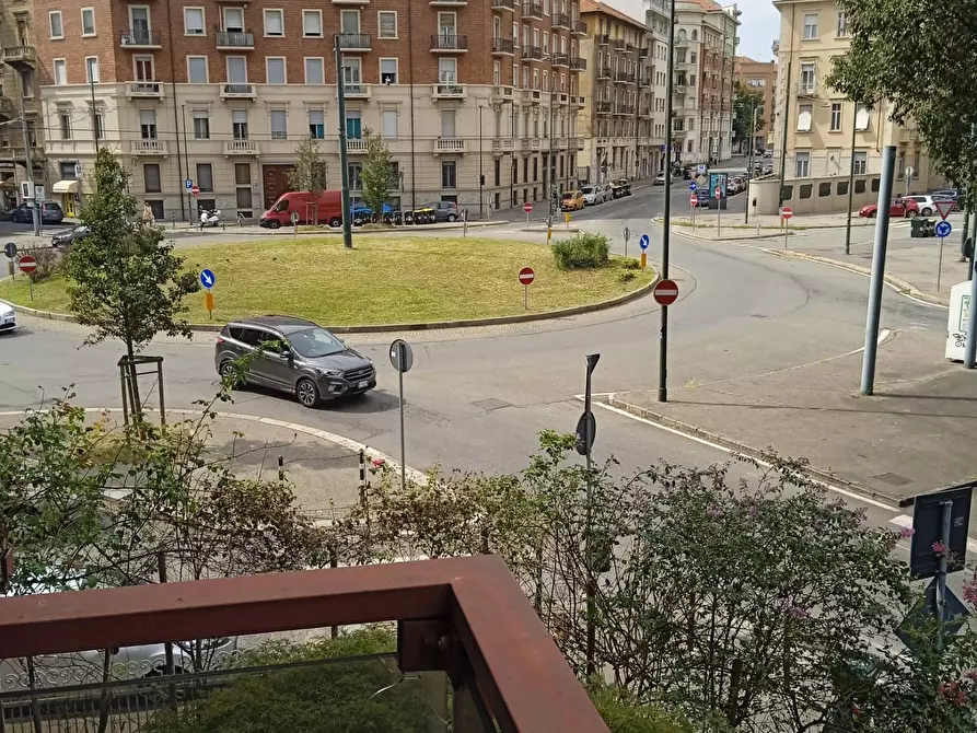 Immagine 42 di Appartamento in affitto  in corso Svizzera 76 a Torino