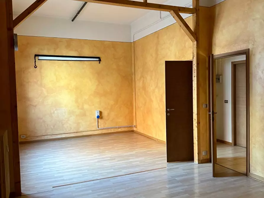 Immagine 26 di Appartamento in vendita  in VIA BARACCA 70 a Grugliasco