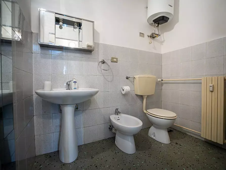 Immagine 11 di Appartamento in vendita  in CORSO VITTORIO EMANUELE II 108 a Torino