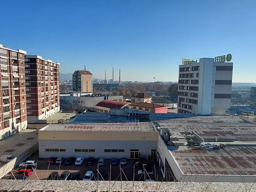 Immagine 24 di Appartamento in vendita  in Strada Del Portone 35 a Torino