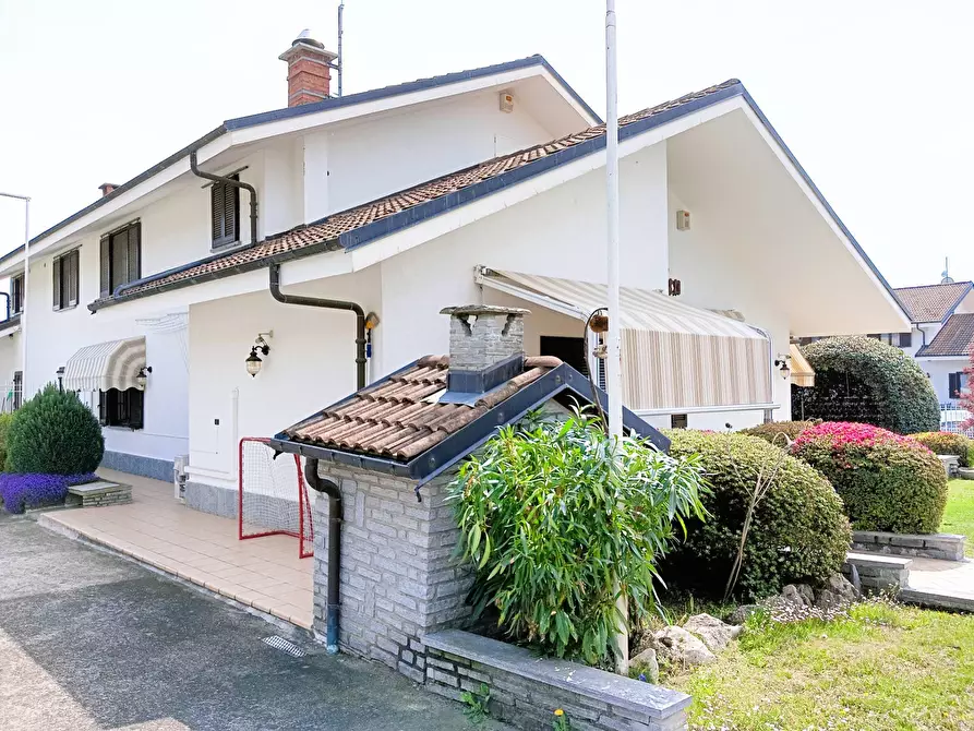Immagine 5 di Villa in vendita  in Via Monte Palavas 13 a Luserna San Giovanni