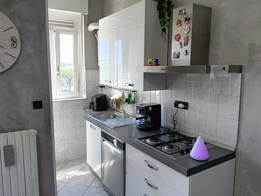 Immagine 5 di Appartamento in vendita  in Via Rueglio 16 a Torino