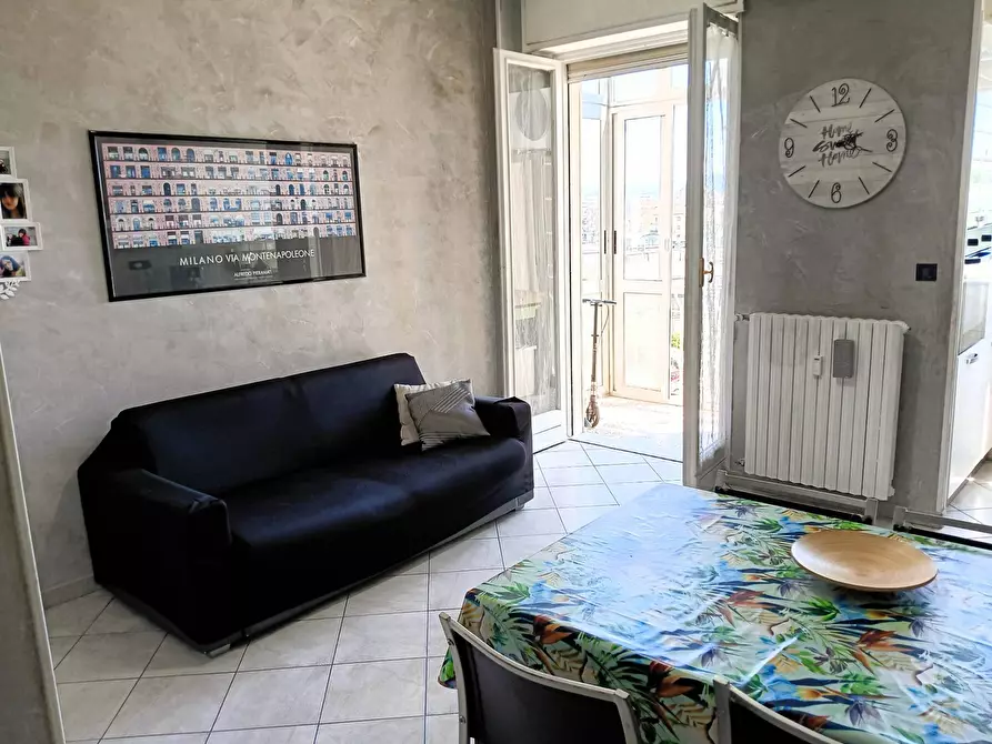 Immagine 4 di Appartamento in vendita  in Via Rueglio 16 a Torino
