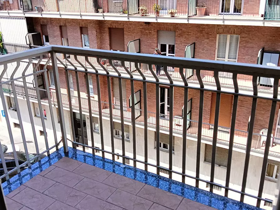 Immagine 11 di Appartamento in vendita  in Via Rueglio 16 a Torino