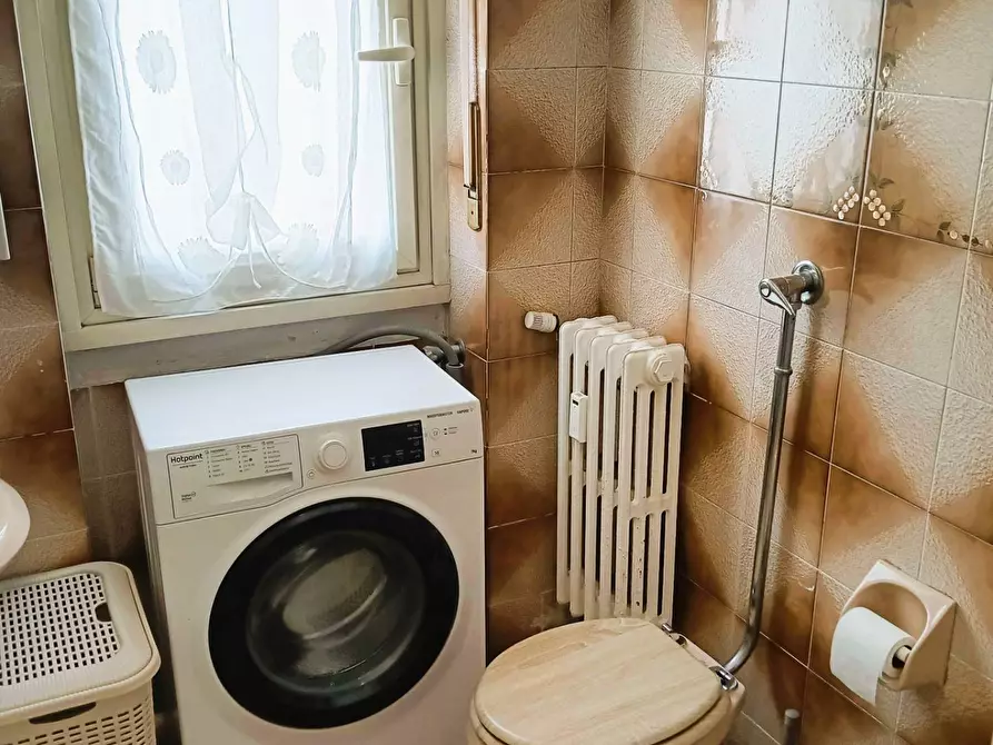 Immagine 15 di Appartamento in vendita  in Via Rueglio 16 a Torino